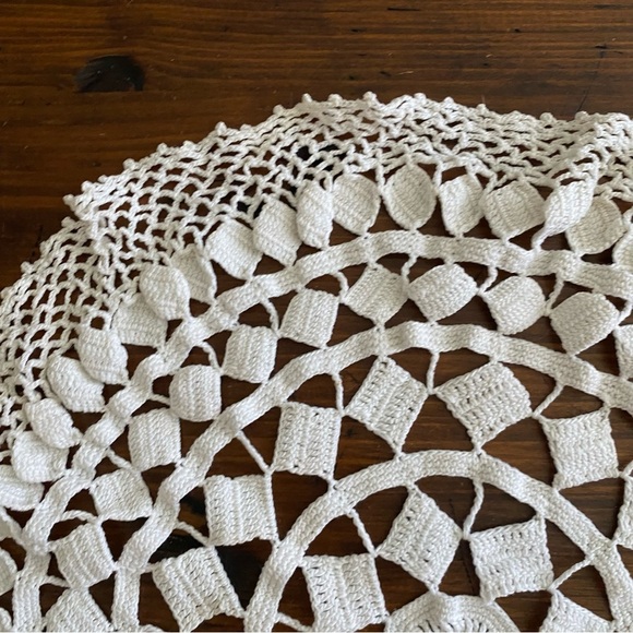 Vintage Lace Crochet Doily Cream Off White Beige Doilie Cottagecore set of 3 - Picture 6 of 16